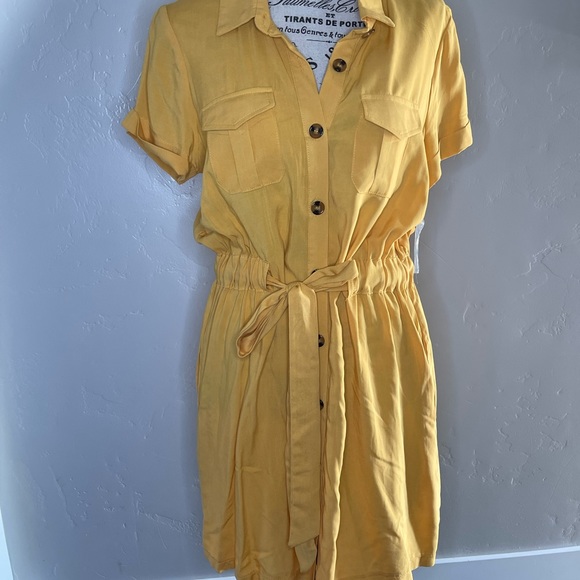 NWT Justify medium collared mustard button down dress, tie waist and pockets! - Picture 4 of 14